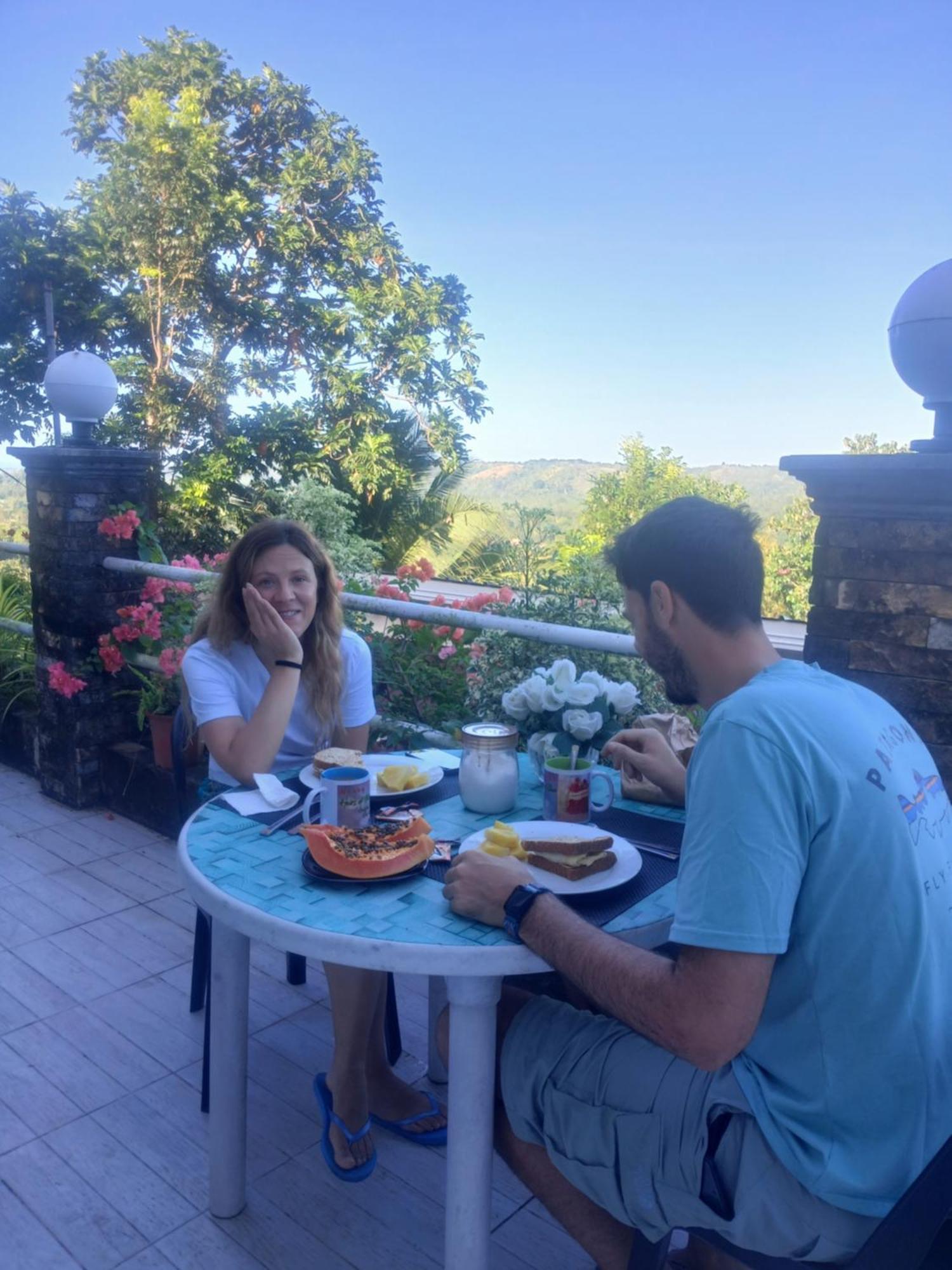 Villa Feliza Loboc Exteriör bild