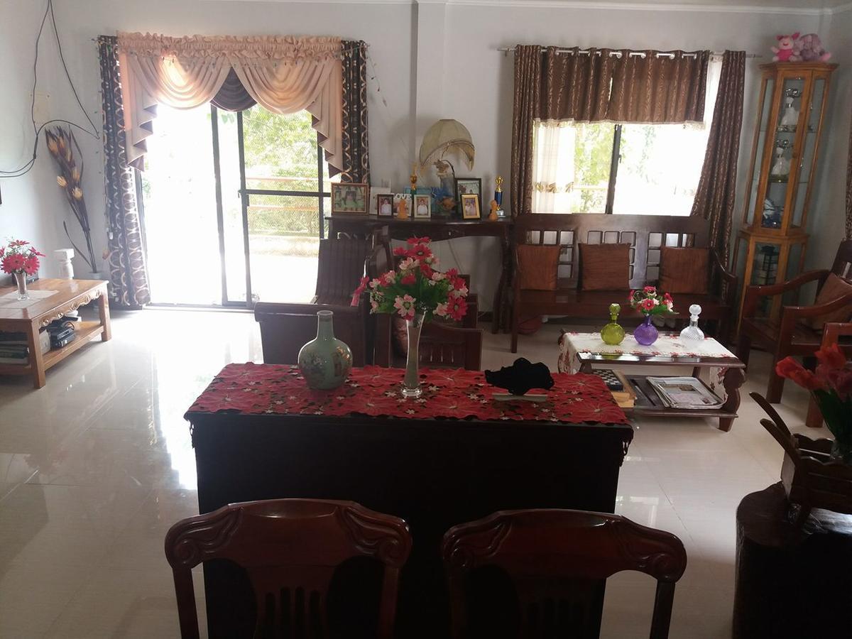 Villa Feliza Loboc Exteriör bild