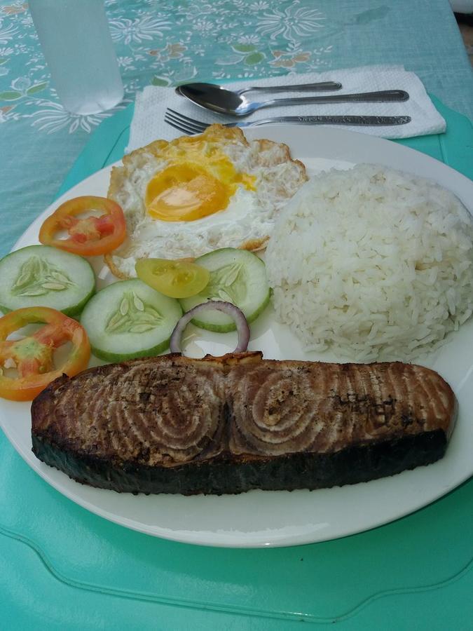 Villa Feliza Loboc Exteriör bild